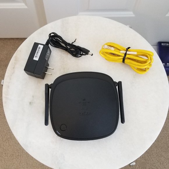 belkin N300 XR Wi-Fi N Router - Picture 2 of 7